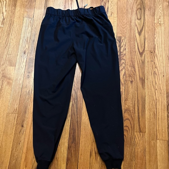 Lulu lemon dance studio pants size 6 - Picture 5 of 6